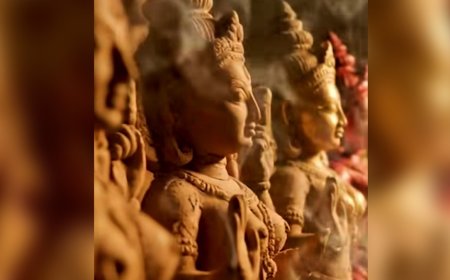 দুর্গাপুজোর প্যান্ডেলে জীবন প্রবাহের নকশা, আহিরিটোলা সর্বজনীন দুর্গোৎসবের ৮৬তম বর্ষে নতুন চমক 'প্রবাহ'-তে