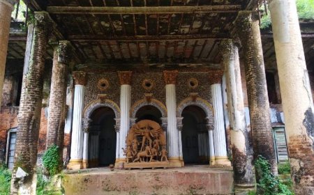 চকদিঘির জমিদারবাড়ি: বিদ্যাসাগরের স্মৃতি জড়ানো শারদোৎসব আজও অটুট আভিজাত্যে