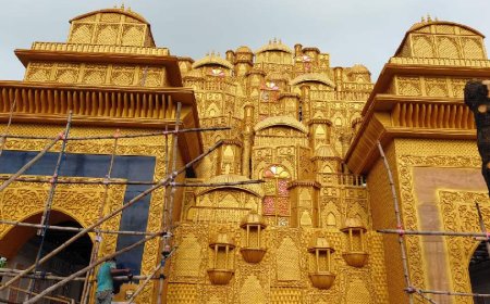 ভিতরে-বাইরে শুধুই রাজস্থান, প্রথম বর্ষেই চমক দিতে তৈরি হুগলির এই পুজো মণ্ডপ