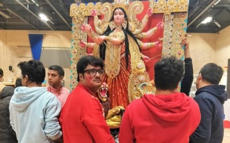 প্রবাসে পুজোর উন্মাদনা, রিডিংয়ে শরতের ছোঁয়া