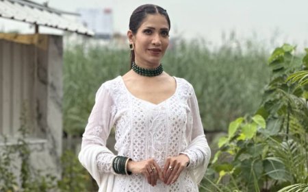 সারা বছর ডায়েট করি! পুজোয় ভোগের খিচুড়ি চাই-ই চাই: রিচা শর্মা