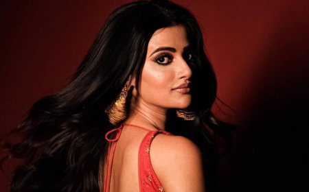 ছোটবেলায় পুজো এলেই দেশের বাড়ি যেতাম, সেই সময়টা ছিল একদম সিনেমার মতো: ঊষসী