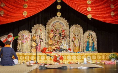 ‘বাড়ি থেকে দূরে বাড়ি’র অনুভূতি, ৪২ বছর ধরে জার্মানিতে দুর্গাপুজোর আয়োজনে রাইন মেইন বেঙ্গলি কালচারাল অ্যাসোসিয়েশন