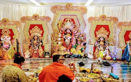 ইংল্যান্ডে বাঙালিয়ানার বাহক ‘পঞ্চমুখী’, শ্রমে শিকড়ে সৃজনে যেন উৎসবের আরেক নাম!