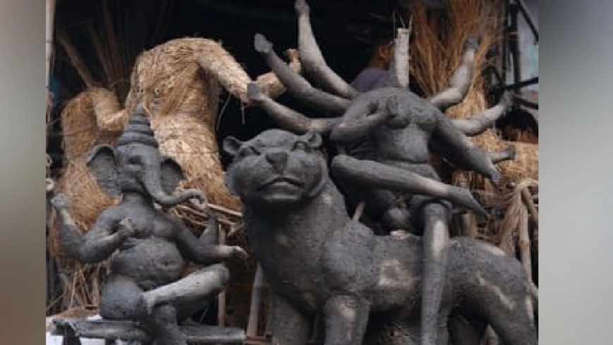 Durga Puja 2025: artists are in deep soup due to heavy rain