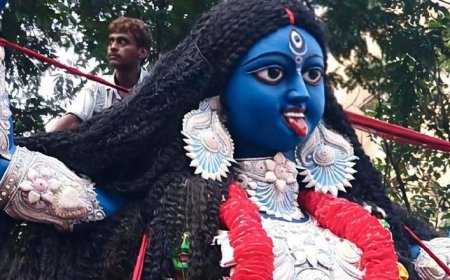 'ও দুঃখী হলে আমারও দুঃখ লাগে', বহু যুগের পরিচিত মাধবকে তবু কেন বাদ? 'ফাটাকেষ্ট কালী' পুজোর পরিচালক যা জানালেন...