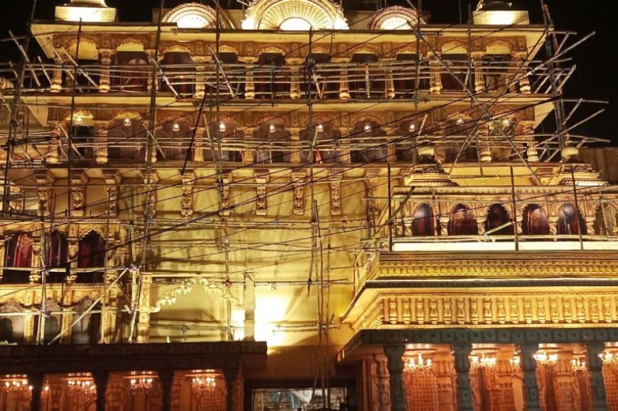 Kali Puja 2025: A Puja committee of Barasat in North 24 Pargana is forming their pandal like Dwaraka of Lord Sri Krishna