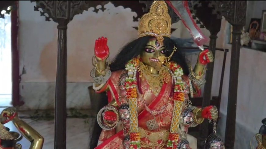 Goddess Kali of Baikunthapur was worshipped at Midnight