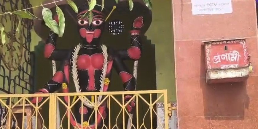 Kali Puja 2025 Structure of Chatna Kali is tied with iron chain
